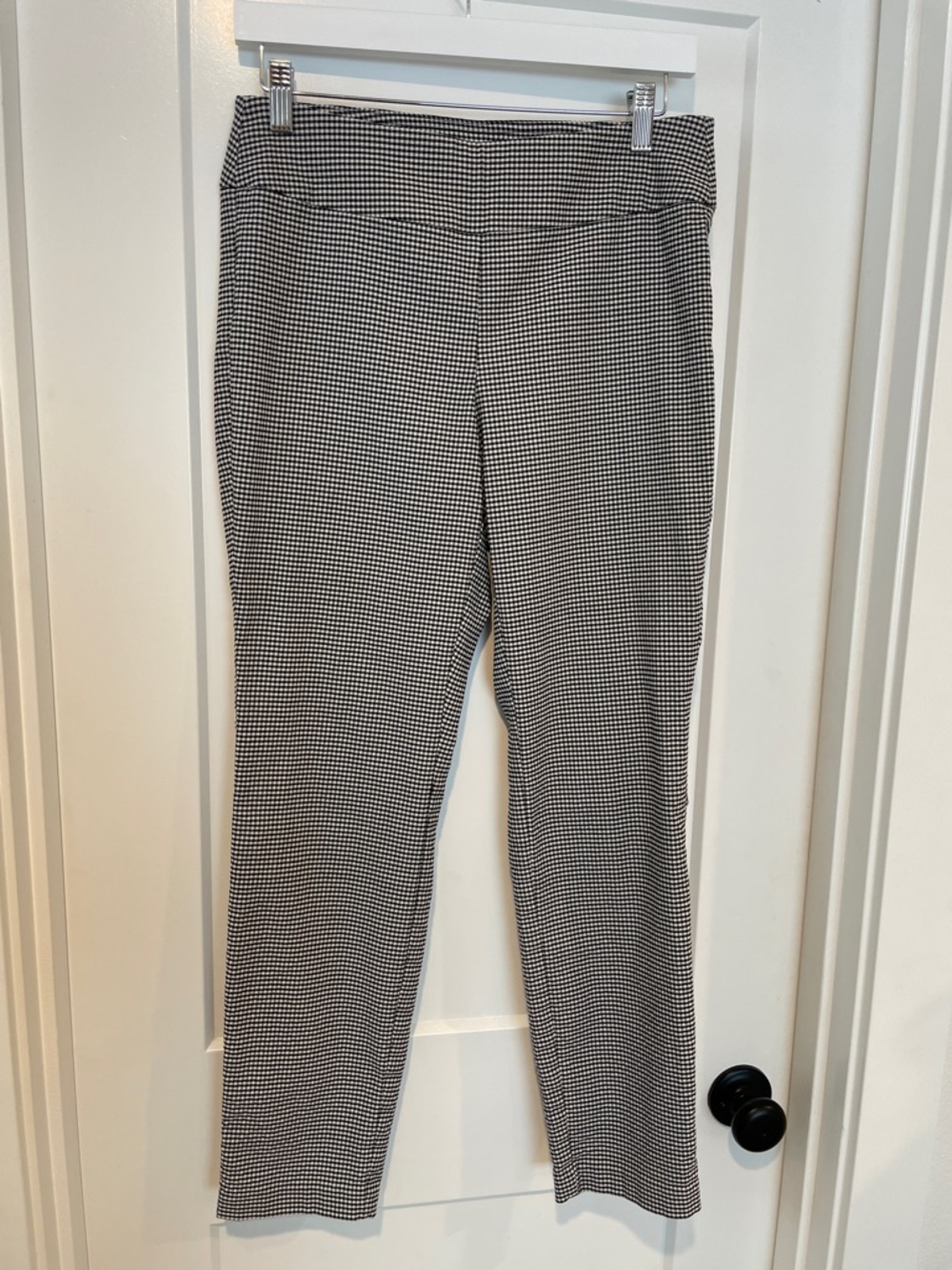 Classic Black & white gingham stretch pants
